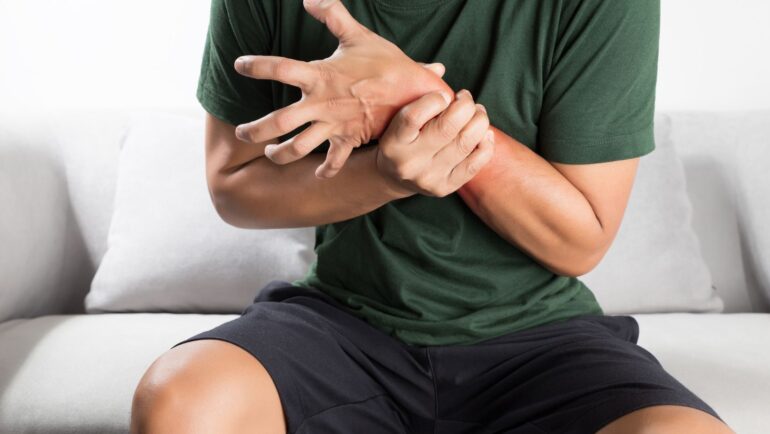 artrita reumatoida manifestari si simptome